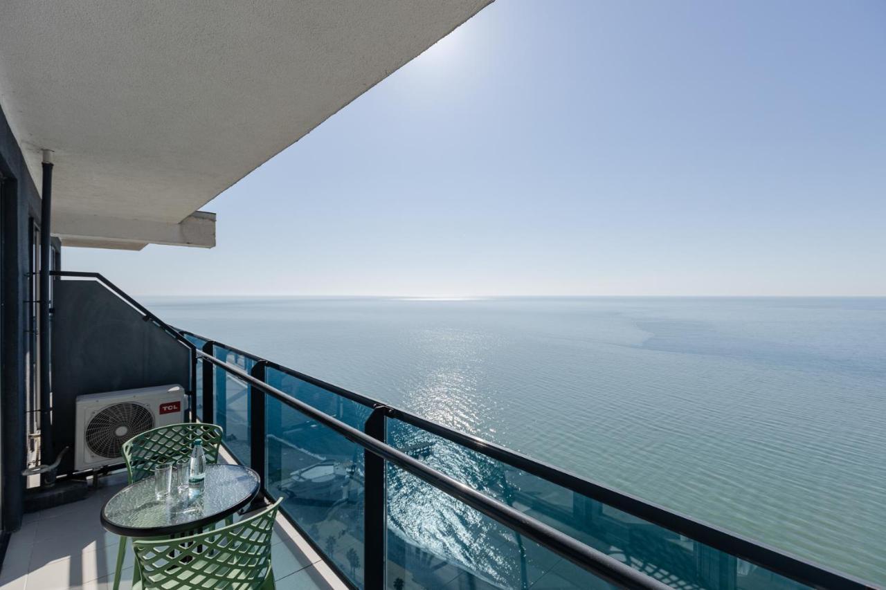 The Spot Apartments - Orbi Beach Tower 바투미 외부 사진