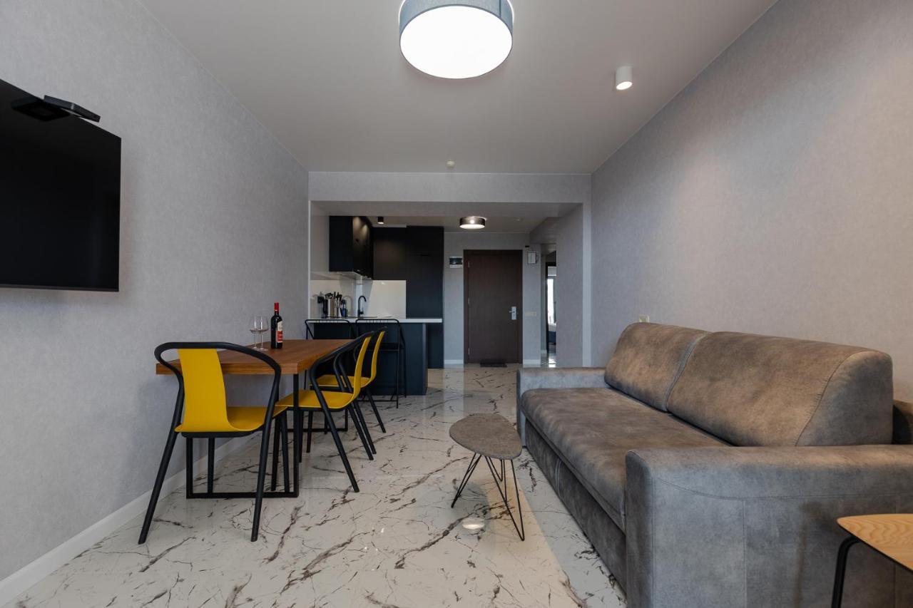 The Spot Apartments - Orbi Beach Tower 바투미 외부 사진