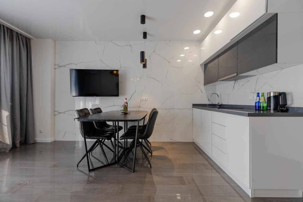The Spot Apartments - Orbi Beach Tower 바투미 외부 사진