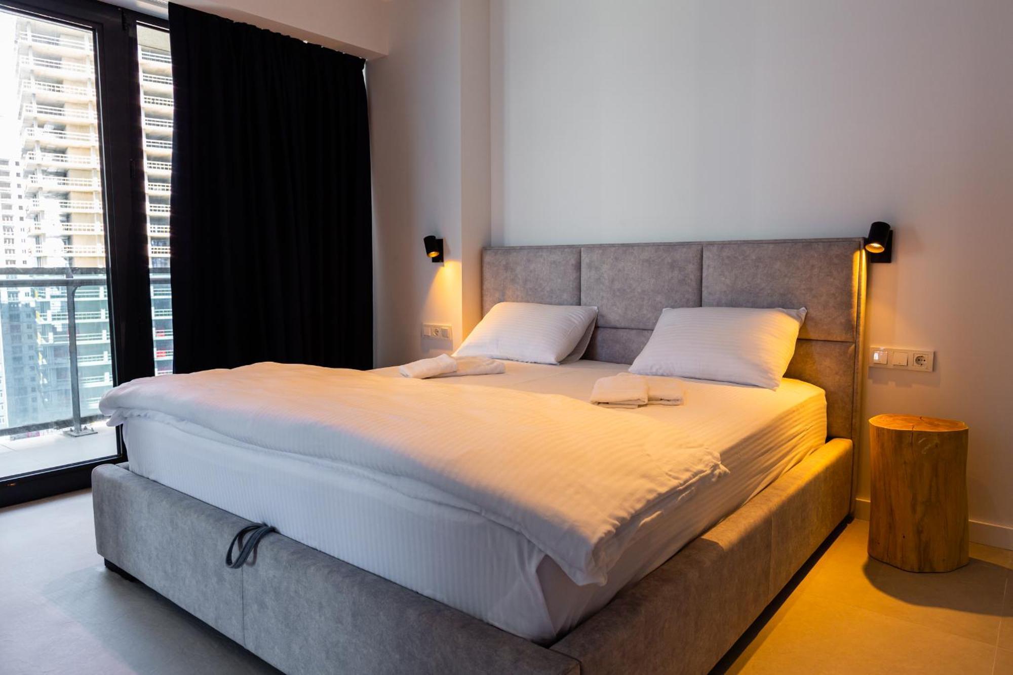 The Spot Apartments - Orbi Beach Tower 바투미 외부 사진