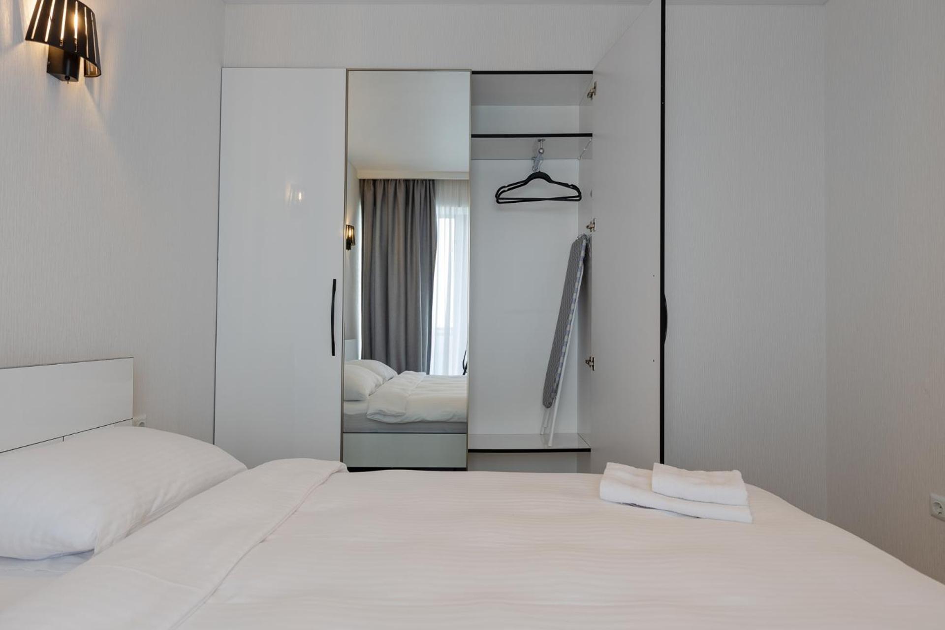 The Spot Apartments - Orbi Beach Tower 바투미 외부 사진