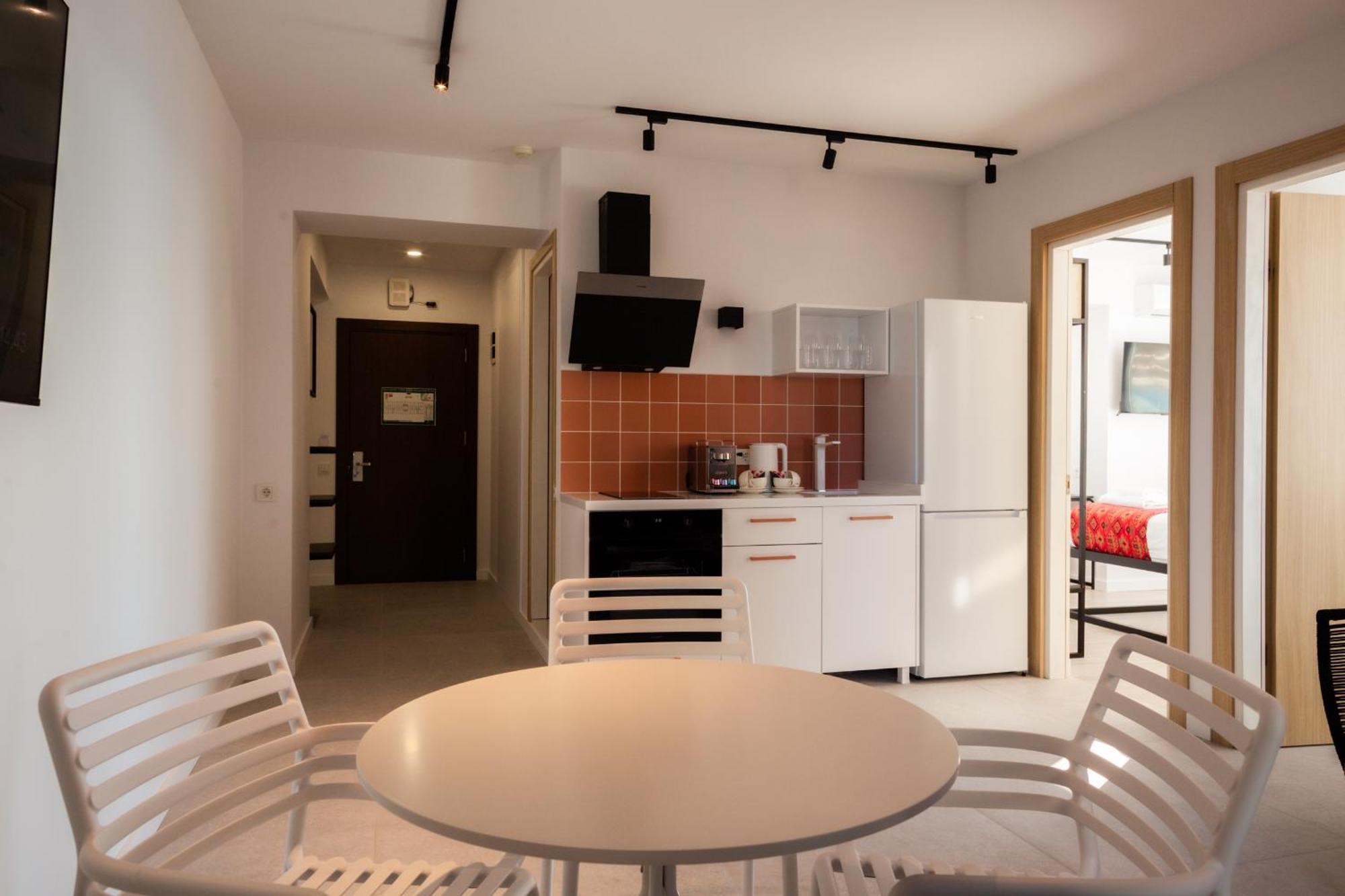 The Spot Apartments - Orbi Beach Tower 바투미 외부 사진
