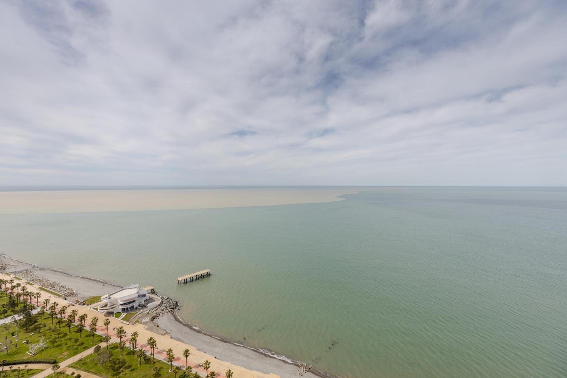 The Spot Apartments - Orbi Beach Tower 바투미 외부 사진